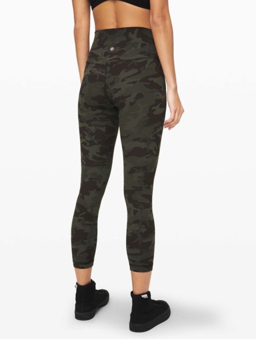 Lululemon Align Pant II 25"
Incognito Camo Multi Gator Green size 4